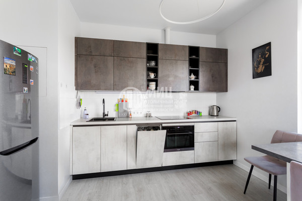 Продам трехкомнатную (3-комн.) квартиру, Варшавское ш, 168к7, Москва г