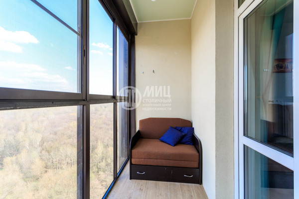 Продам трехкомнатную (3-комн.) квартиру, Варшавское ш, 168к7, Москва г