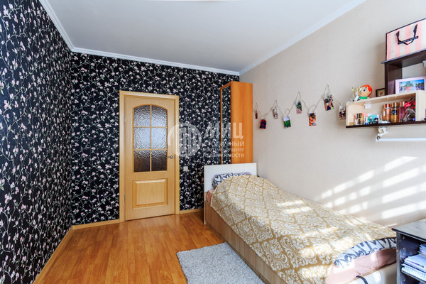 Продам двухкомнатную (2-комн.) квартиру, Святоозерская ул, 34, Москва г