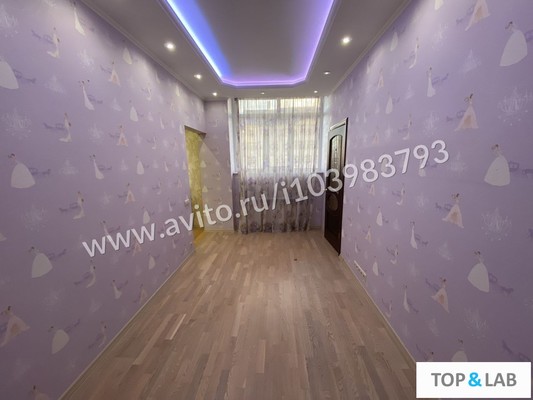 Продам трехкомнатную (3-комн.) квартиру, Омская ул, 25, Нижневартовск г