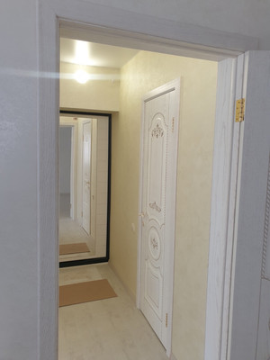 Продам двухкомнатную (2-комн.) квартиру, Троллейбусная ул, 17, Симферополь г