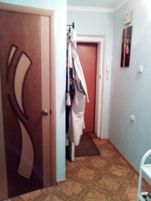 Продам двухкомнатную (2-комн.) квартиру, Ленина ул, 18, Апшеронск г