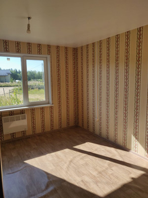 Продам двухкомнатную (2-комн.) квартиру, Поселковая ул, 6, Визябож д