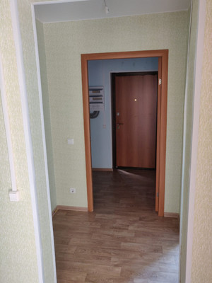 Продам двухкомнатную (2-комн.) квартиру, Поселковая ул, 6, Визябож д
