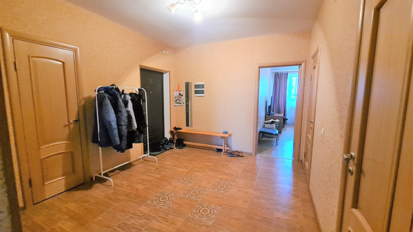 Продам двухкомнатную (2-комн.) квартиру, Родники мкр, 8, Знамя Октября п