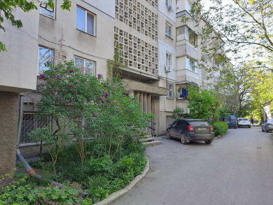 Продам трехкомнатную (3-комн.) квартиру, И.Франко б-р, 28, Симферополь г