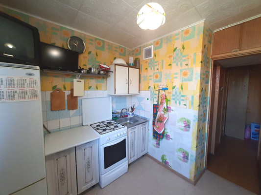 Продам трехкомнатную (3-комн.) квартиру, И.Франко б-р, 28, Симферополь г