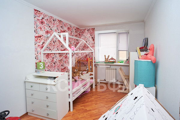 Продам трехкомнатную (3-комн.) квартиру, Октябрьский пр-кт, 371, Сыктывкар г