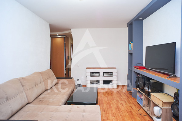 Продам трехкомнатную (3-комн.) квартиру, Октябрьский пр-кт, 371, Сыктывкар г