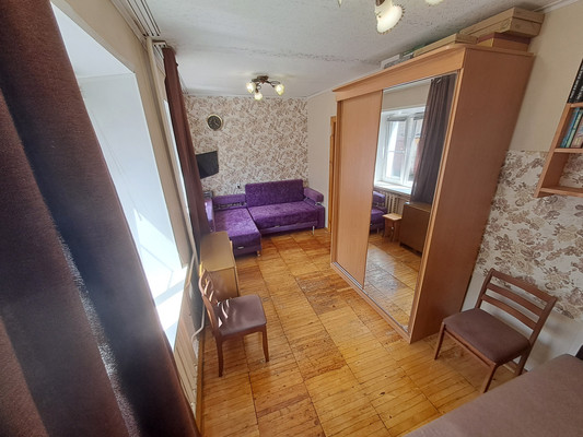 Продам однокомнатную (1-комн.) квартиру, Есенина ул, 3А, Киров г