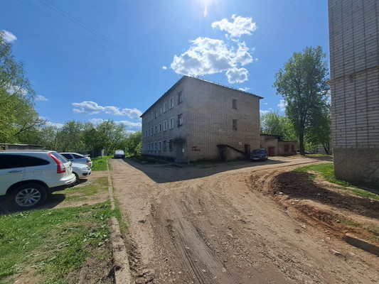 Продам однокомнатную (1-комн.) квартиру, Есенина ул, 3А, Киров г
