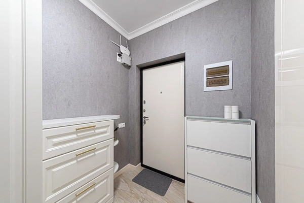 Продам однокомнатную (1-комн.) квартиру, Виноградная ул, 22/1А, Беранда с