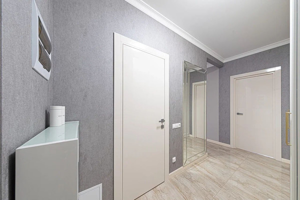 Продам однокомнатную (1-комн.) квартиру, Виноградная ул, 22/1А, Беранда с