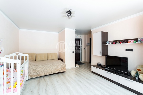 Продам однокомнатную (1-комн.) квартиру, Усиевича ул, 25к2, Москва г