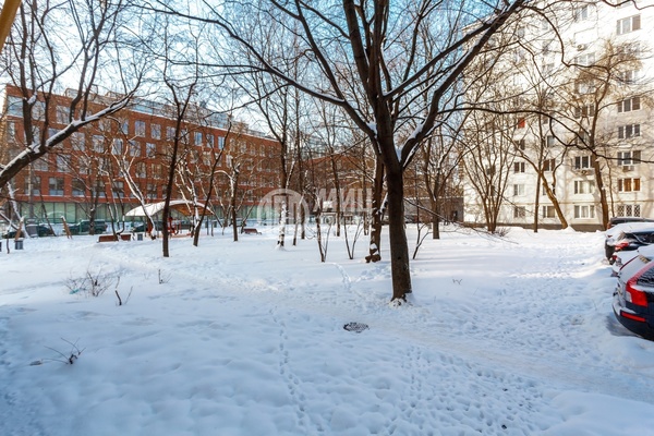 Продам однокомнатную (1-комн.) квартиру, Усиевича ул, 25к2, Москва г