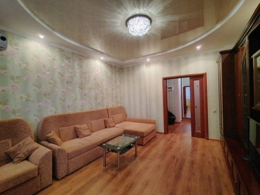 Продам двухкомнатную (2-комн.) квартиру, им. Володи Головатого ул, 172, Краснодар г