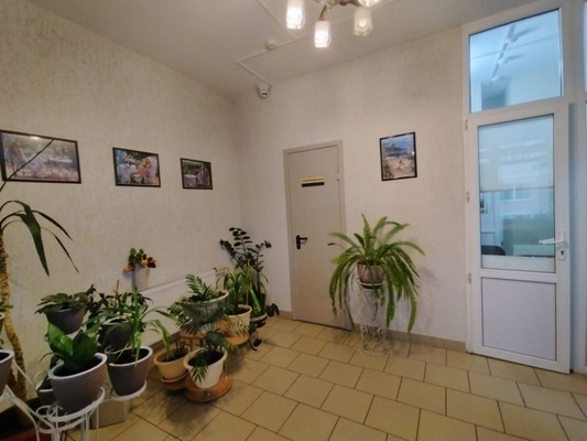 Продам двухкомнатную (2-комн.) квартиру, им. Володи Головатого ул, 172, Краснодар г