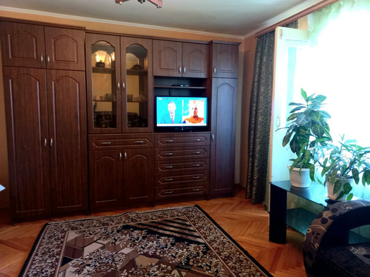 Продам однокомнатную (1-комн.) квартиру, Клубная ул, 15, Апшеронск г