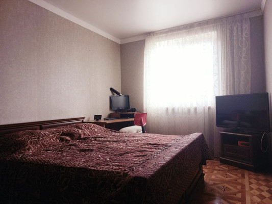 Продам многокомнатную квартиру, Будённого ул, 5, Апшеронск г