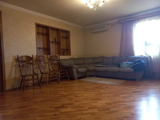 Продам многокомнатную квартиру, Будённого ул, 5, Апшеронск г