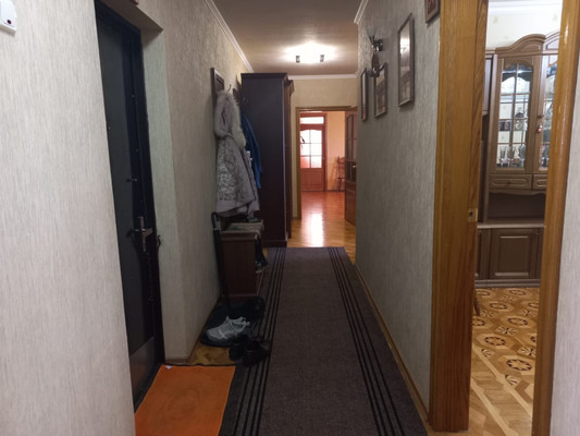 Продам многокомнатную квартиру, Будённого ул, 5, Апшеронск г