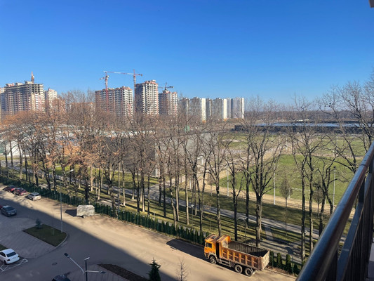 Продам двухкомнатную (2-комн.) квартиру, Героев-Разведчиков ул, 64кС, Краснодар г
