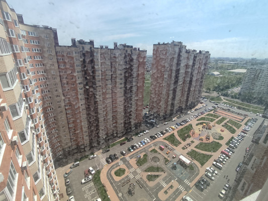 Продам однокомнатную (1-комн.) квартиру, им. Героя Яцкова И.В. ул, 19, Краснодар г