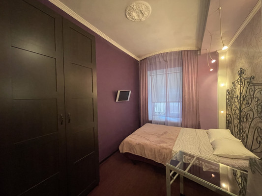 Сдам комнату в 5-комн. квартире, Марата ул, 22-24, Санкт-Петербург г