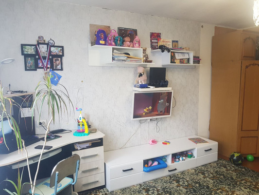 Продам двухкомнатную (2-комн.) квартиру, Победы ул, 20, Нижнегорский пгт