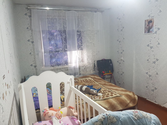 Продам двухкомнатную (2-комн.) квартиру, Победы ул, 20, Нижнегорский пгт