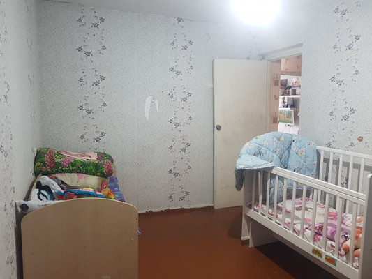 Продам двухкомнатную (2-комн.) квартиру, Победы ул, 20, Нижнегорский пгт