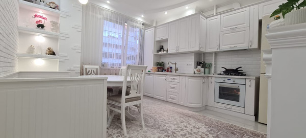 Продам двухкомнатную (2-комн.) квартиру, Гагарина (Центральный р-н) ул, 29а, Сочи г