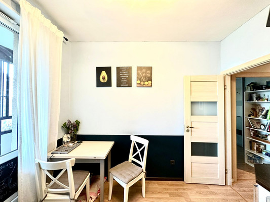 Продам однокомнатную (1-комн.) квартиру, Европейский пр-кт, 9к2, Кудрово г