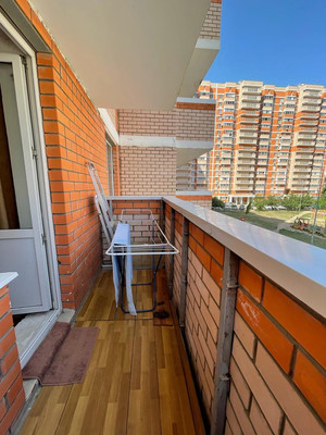 Продам трехкомнатную (3-комн.) квартиру, им. Калинина ул, 350к5, Краснодар г
