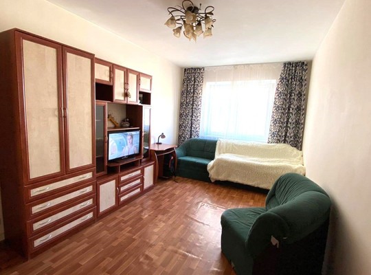 Продам трехкомнатную (3-комн.) квартиру, Ленинский пр-кт, 55к2, Санкт-Петербург г