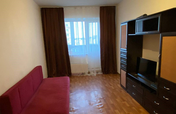 Продам трехкомнатную (3-комн.) квартиру, Ленинский пр-кт, 55к2, Санкт-Петербург г