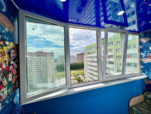 Продам двухкомнатную (2-комн.) квартиру, Черкасская ул, 62/1, Краснодар г