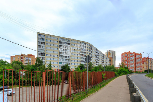 Продам двухкомнатную (2-комн.) квартиру, Маковского ул, 10, Одинцово г