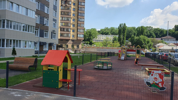 Продам двухкомнатную (2-комн.) квартиру, Сиверса пр-кт, 28, Ростов-на-Дону г
