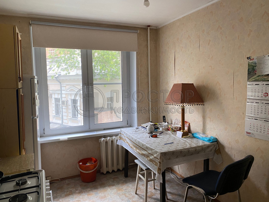 Продам трехкомнатную (3-комн.) квартиру, Фурманный пер, 12с1, Москва г