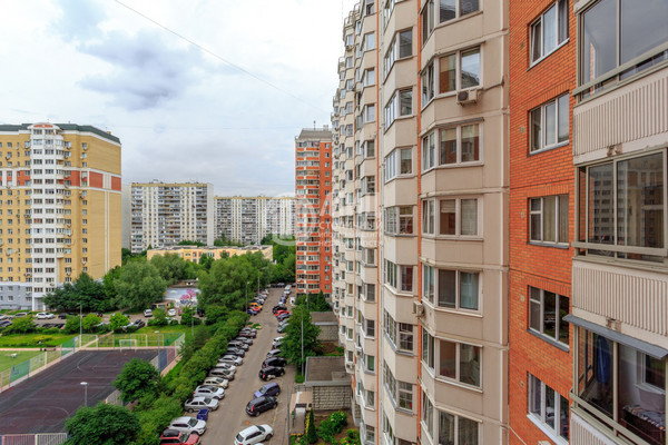 Продам трехкомнатную (3-комн.) квартиру, Дмитрия Донского б-р, 11к2, Москва г