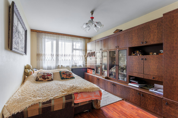 Продам трехкомнатную (3-комн.) квартиру, Дмитрия Донского б-р, 11к2, Москва г