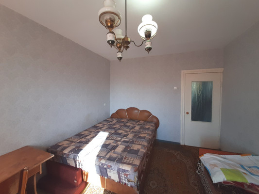 Продам трехкомнатную (3-комн.) квартиру, Ленина ул, 6, Перово с