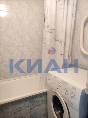 Сдам двухкомнатную (2-комн.) квартиру, 78 Добровольческой Бригады ул, 5, Красноярск г