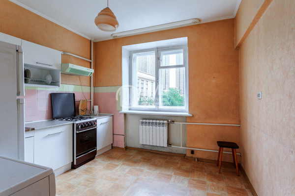 Продам двухкомнатную (2-комн.) квартиру, Климашкина ул, 21, Москва г