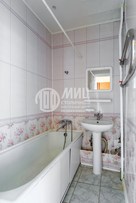 Продам двухкомнатную (2-комн.) квартиру, Климашкина ул, 21, Москва г