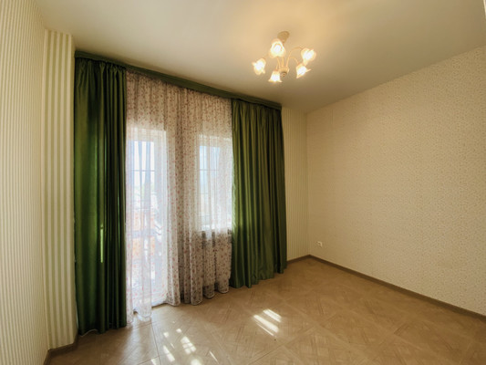 Продам двухкомнатную (2-комн.) квартиру, 2-я Гамовская ул, 58, Пермь г