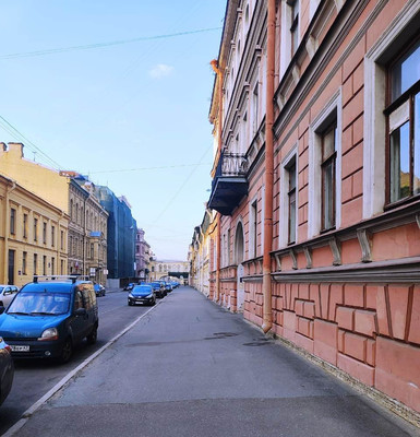 Продам комнату в 19-комн. квартире, Почтамтская ул, 23а, Санкт-Петербург г