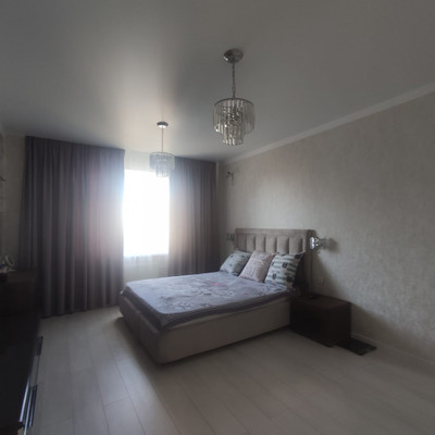 Продам двухкомнатную (2-комн.) квартиру, им. Героя Яцкова И.В. ул, 19, Краснодар г