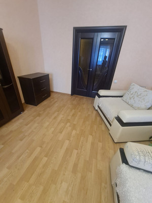 Продам двухкомнатную (2-комн.) квартиру, Орбитальная ул, 70/3, Ростов-на-Дону г